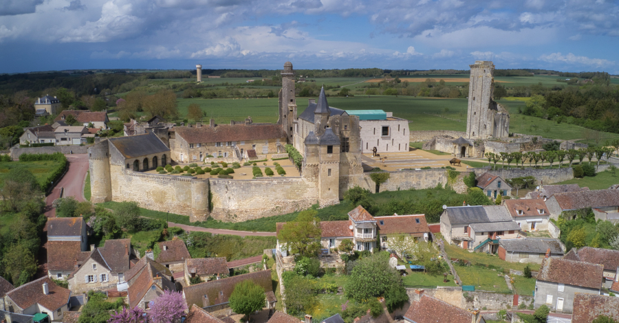 Le Grand-Pressigny chateau musee prehistoire