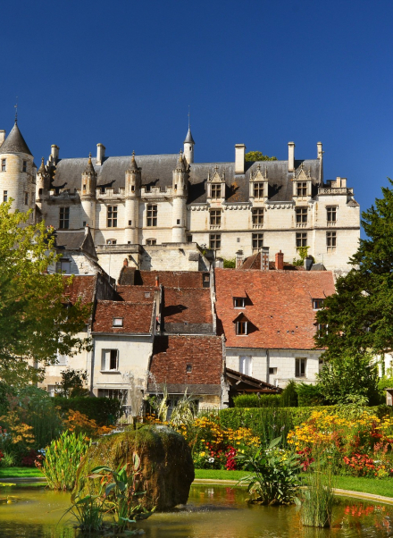 logis royal et jardin public de Loches