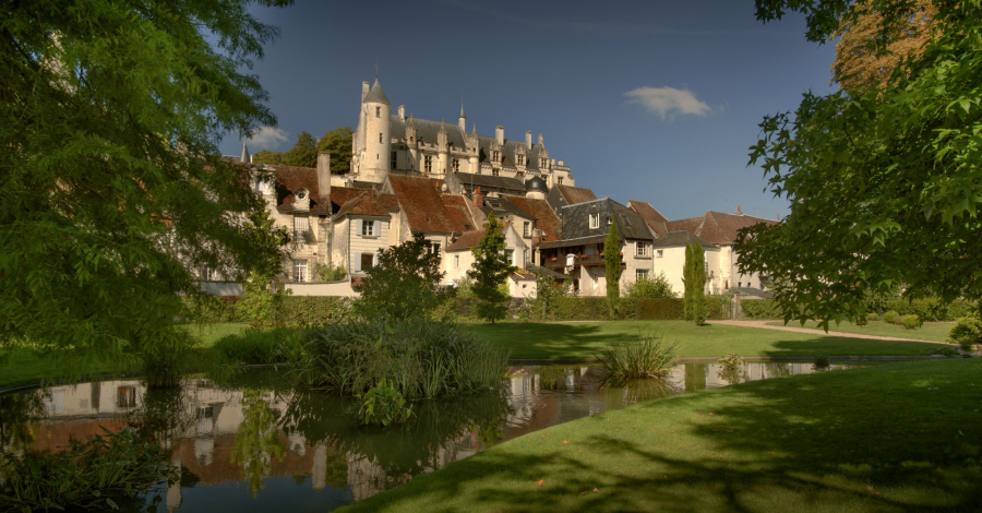 jardin public et Logis royal à Loches