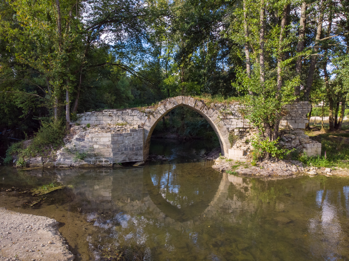 pont romain à Chambourg-sur-Indre