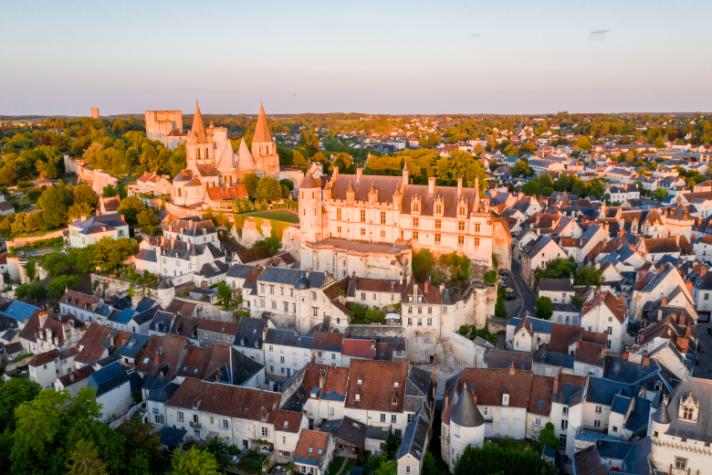 vue aérienne cité royale de Loches