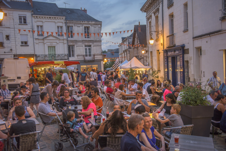 marché nocturne à Loches