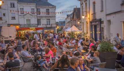 marché nocturne à Loches