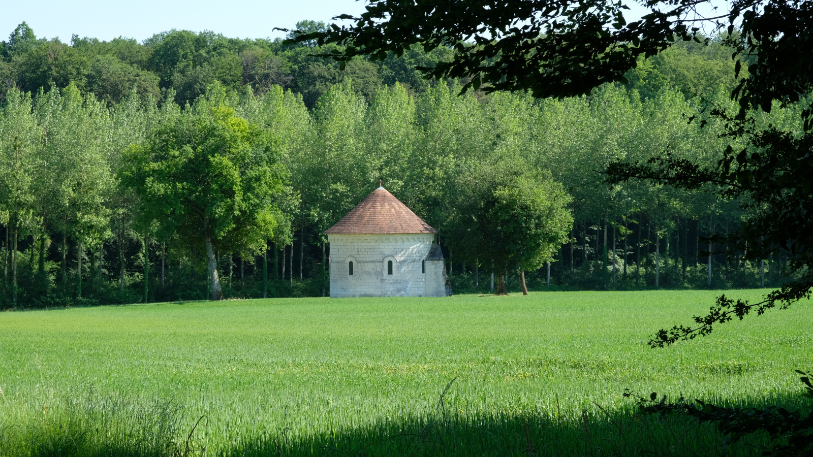 chapelle du Liget en forêt de Loches