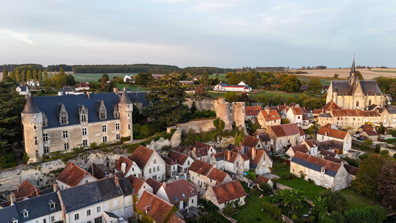 vue aérienne de Montrésor