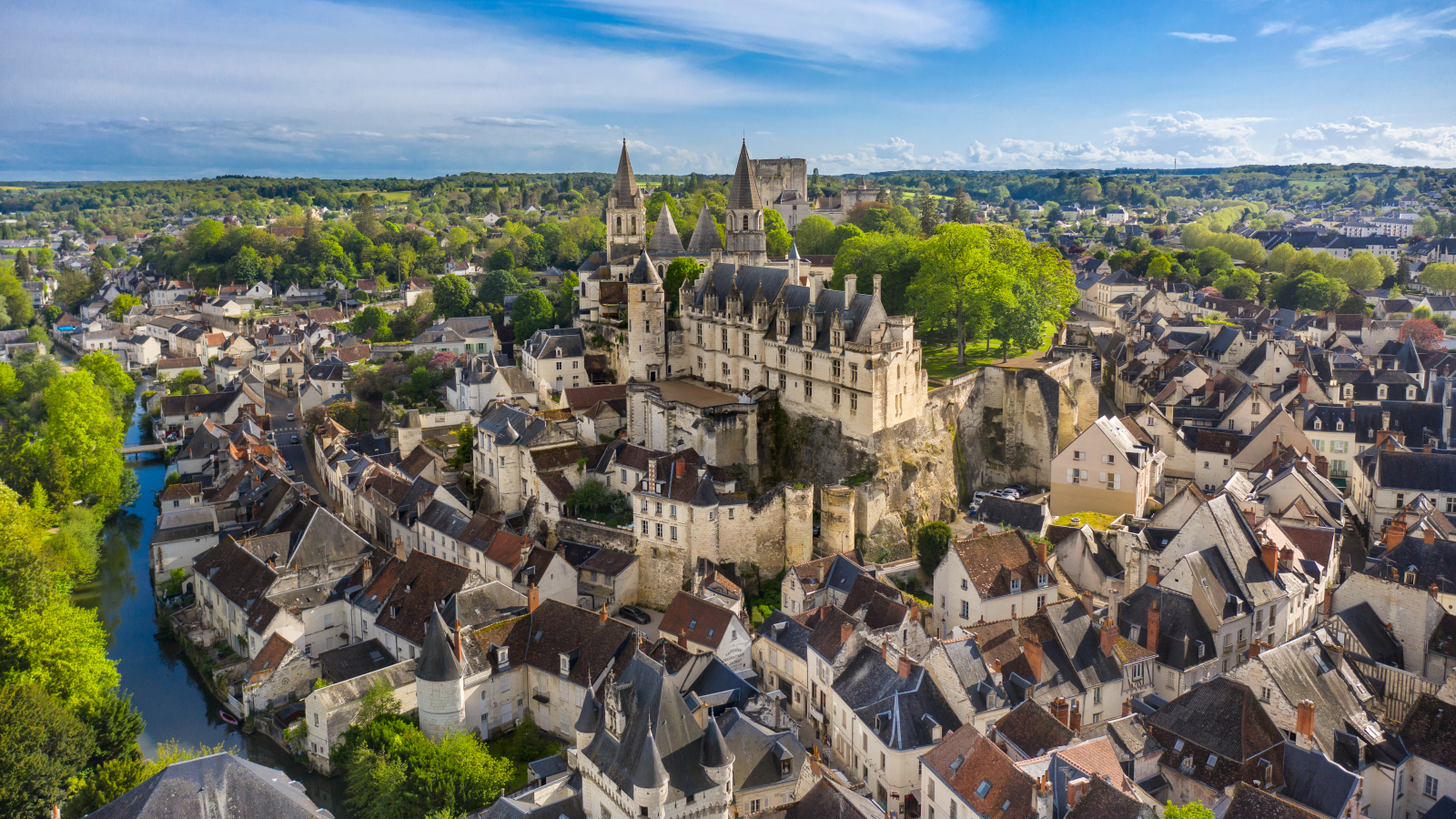 vue aérienne de Loches
