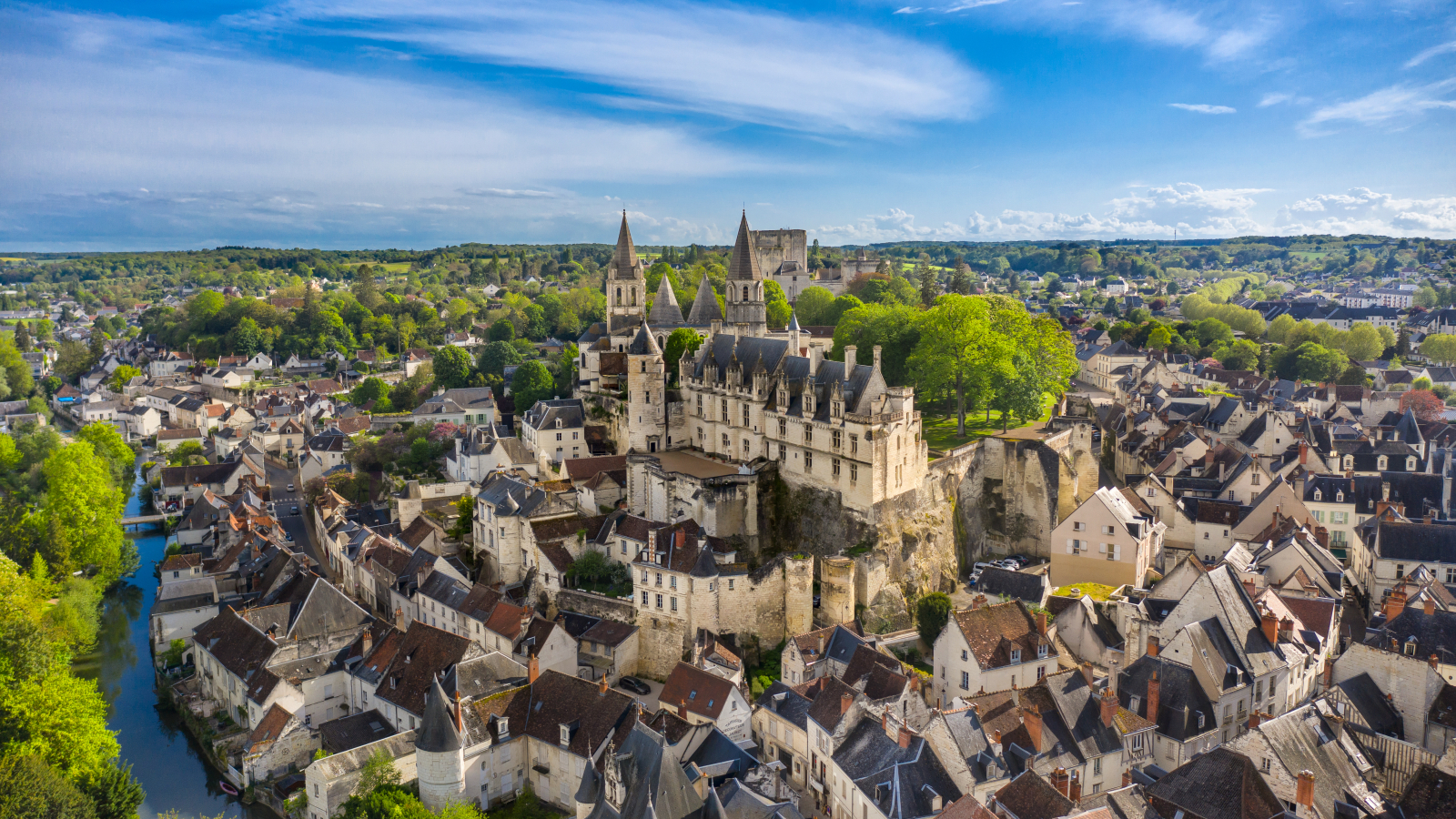 vue aérienne de Loches
