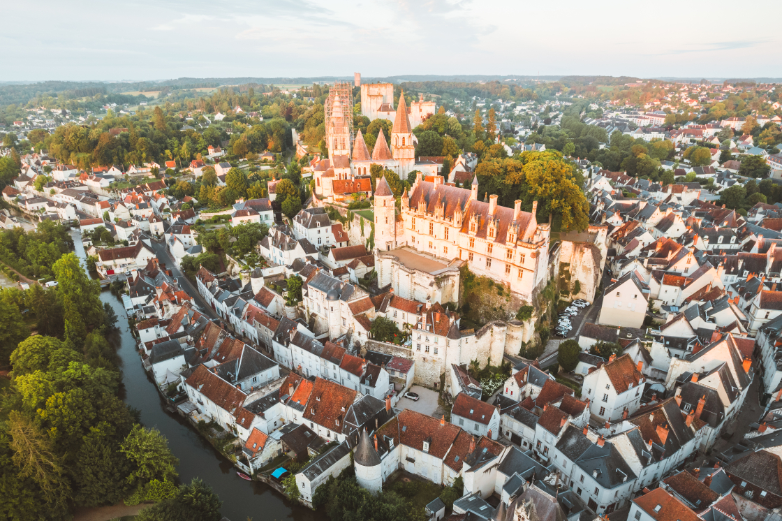 Vue aérienne drone de Loches