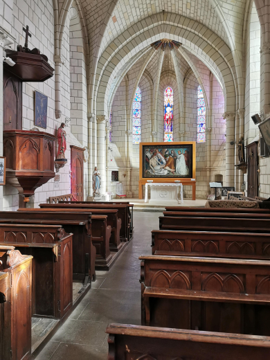 intérieur de l'église de Nouans-les-Fontaines