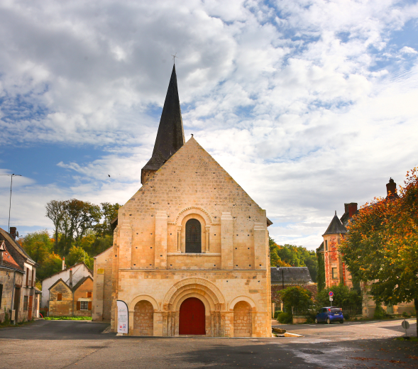 église romane La Celle-Guenand