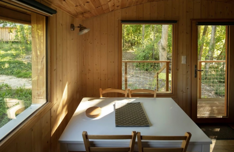 Lodge dans le parc du Château de Charnizay
